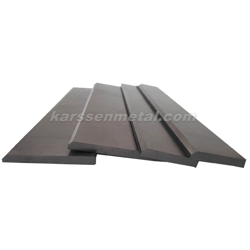 Graphite vane